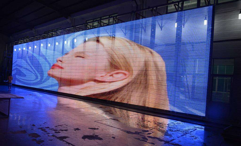 LED網格屏與傳統屏有什么區別？