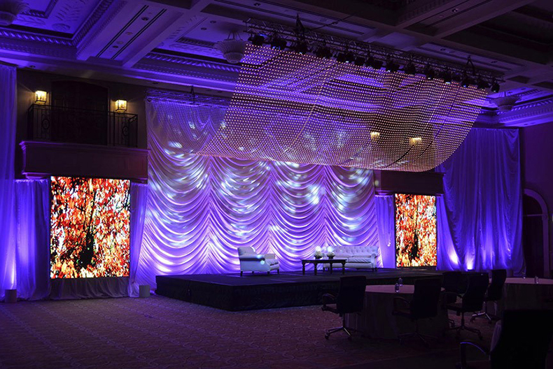 新一代LED網格屏的優勢_華宇星光電(圖2)