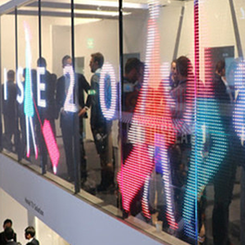 您知道LED網格屏戶外優勢特點有哪些？(圖2)